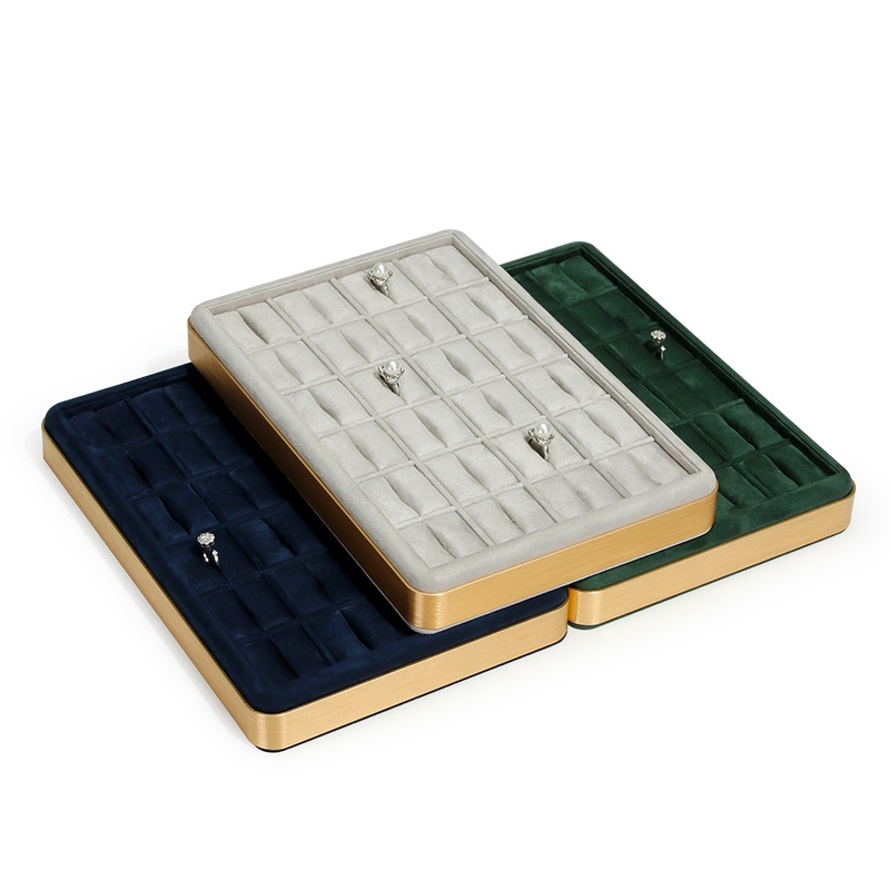 Velvet Jewelry Box - Металлическая подставка для колец с бархатной