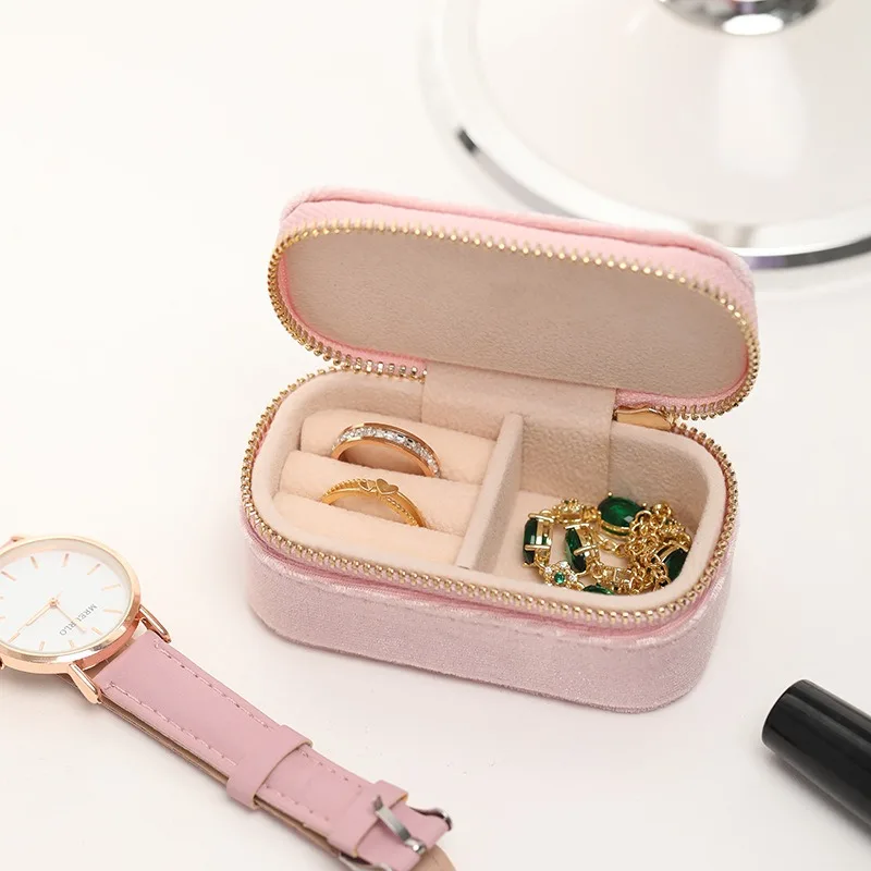 Маленькая деталь, бархатная су – обзор и цена Velvet Jewelry Box