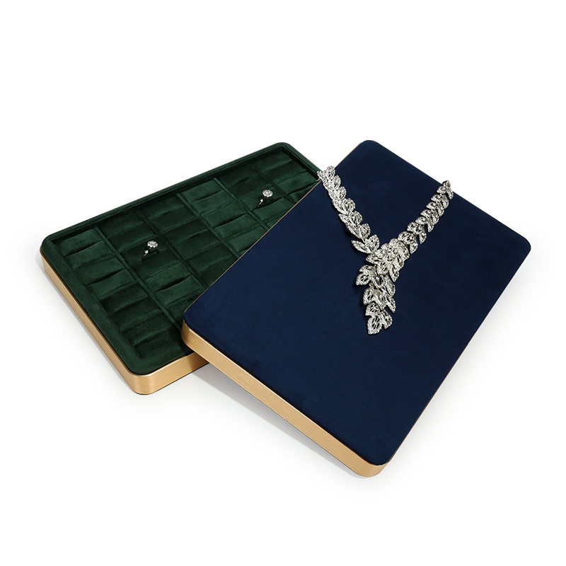 Металлическая подставка для ко – обзор и цена Velvet Jewelry Box